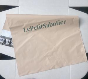Quality Eco Friendly Biodegradable Mailers Sustainable Durable Compostable Shipping Bags For Green Businesses wholesale