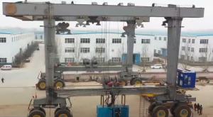 Quality height 5-50meters Boat Dock Crane Unoccupied Space Shipyard Crane wholesale
