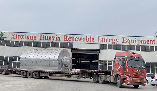 ISO Waste Pyrolysis Oil Plant Batch Type With Auto Feeder Waste Tire