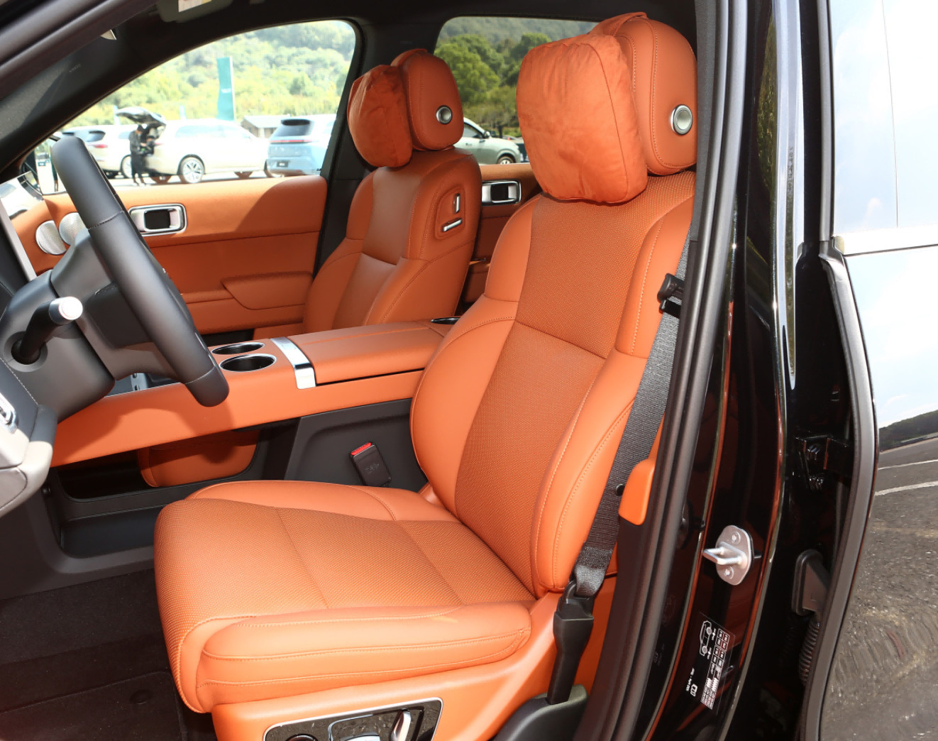 LI L8 2023 Pro Medium And Large SUV EREV Extended Range 154 Hp 5 Door 6 Seats