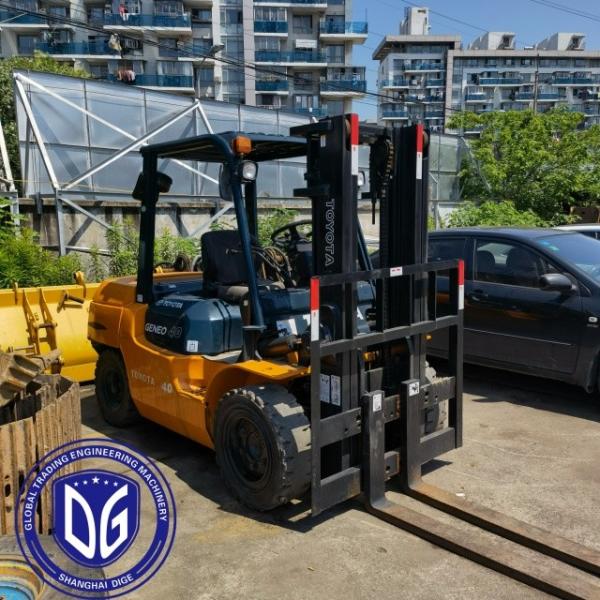 Origin Japan 4ton Used Toyota Forklift Toyota 4Ton Secondhand Toyota Forklift