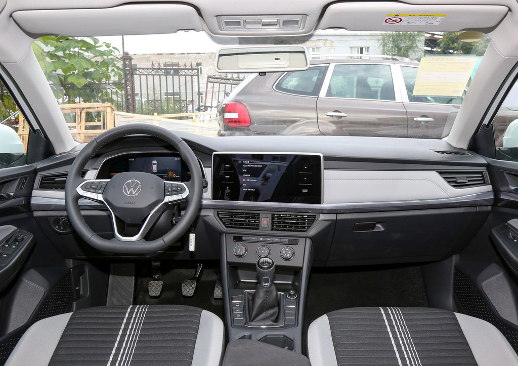 2022 hot sale high speed Gasoline car compact car 100 % new car with cheap price Bora 2023 200TSI manual version