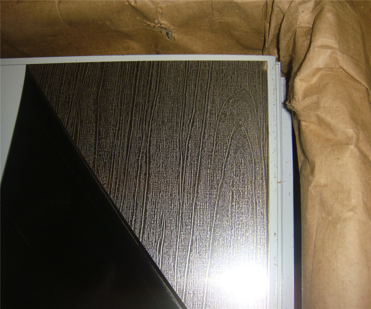 Embossed stainless steel plate