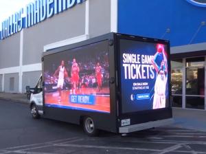 Quality 5500cd/m2 7000 Nits P8 Mobile Advertising LED Display wholesale