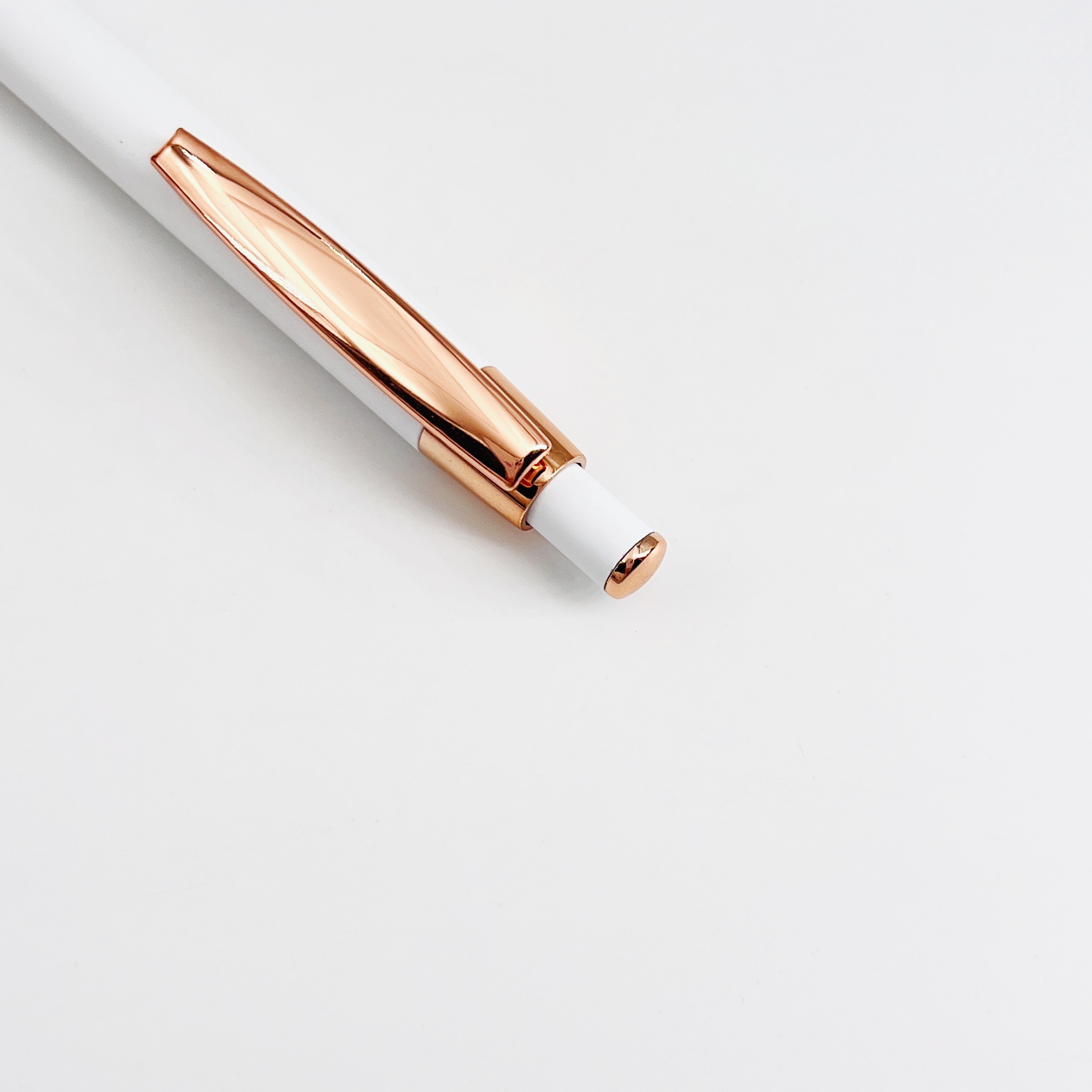 Classic Design Metal Ball Pen Press-Type Aluminum Ballpoint Pen Customized Logo