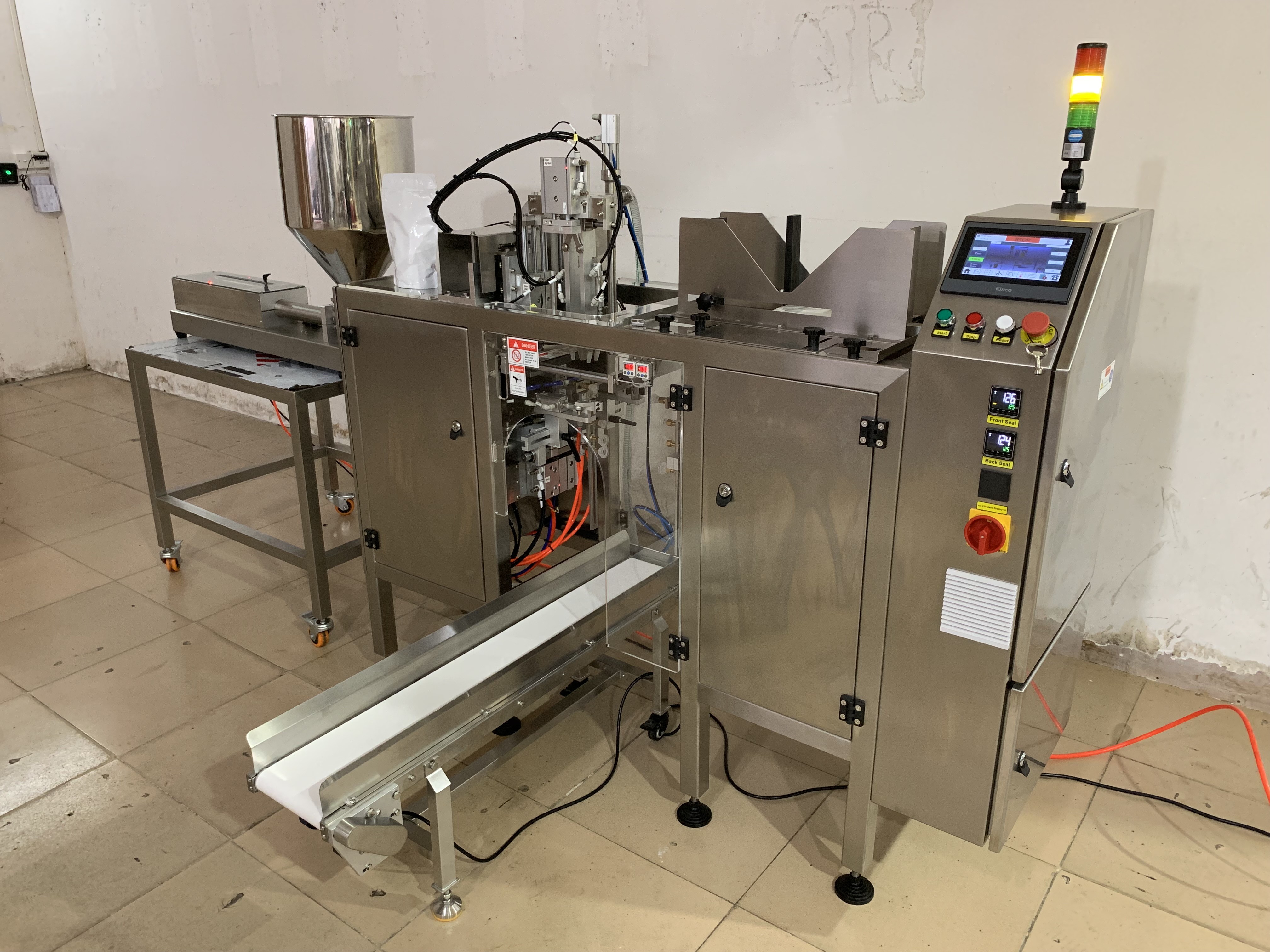 Pet Food Mini Premade Pouch Packing Machine Filling Sealing Equipment