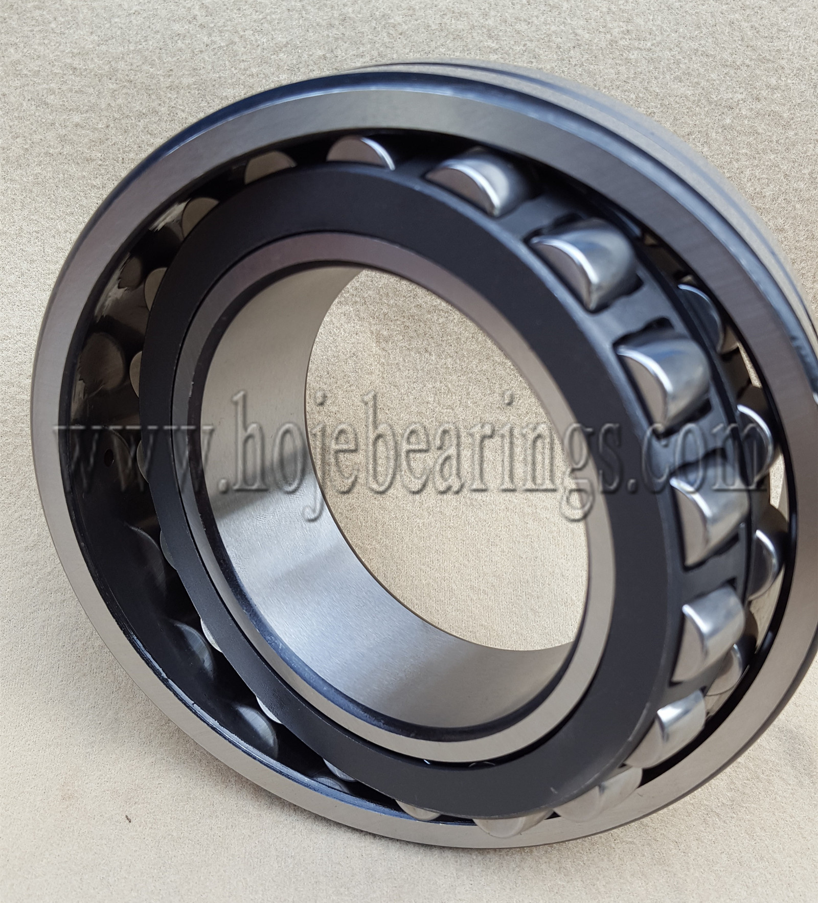 Sealed Self-Aligning Cylindrical Bore Spherical Roller Bearing 22312 E Cc