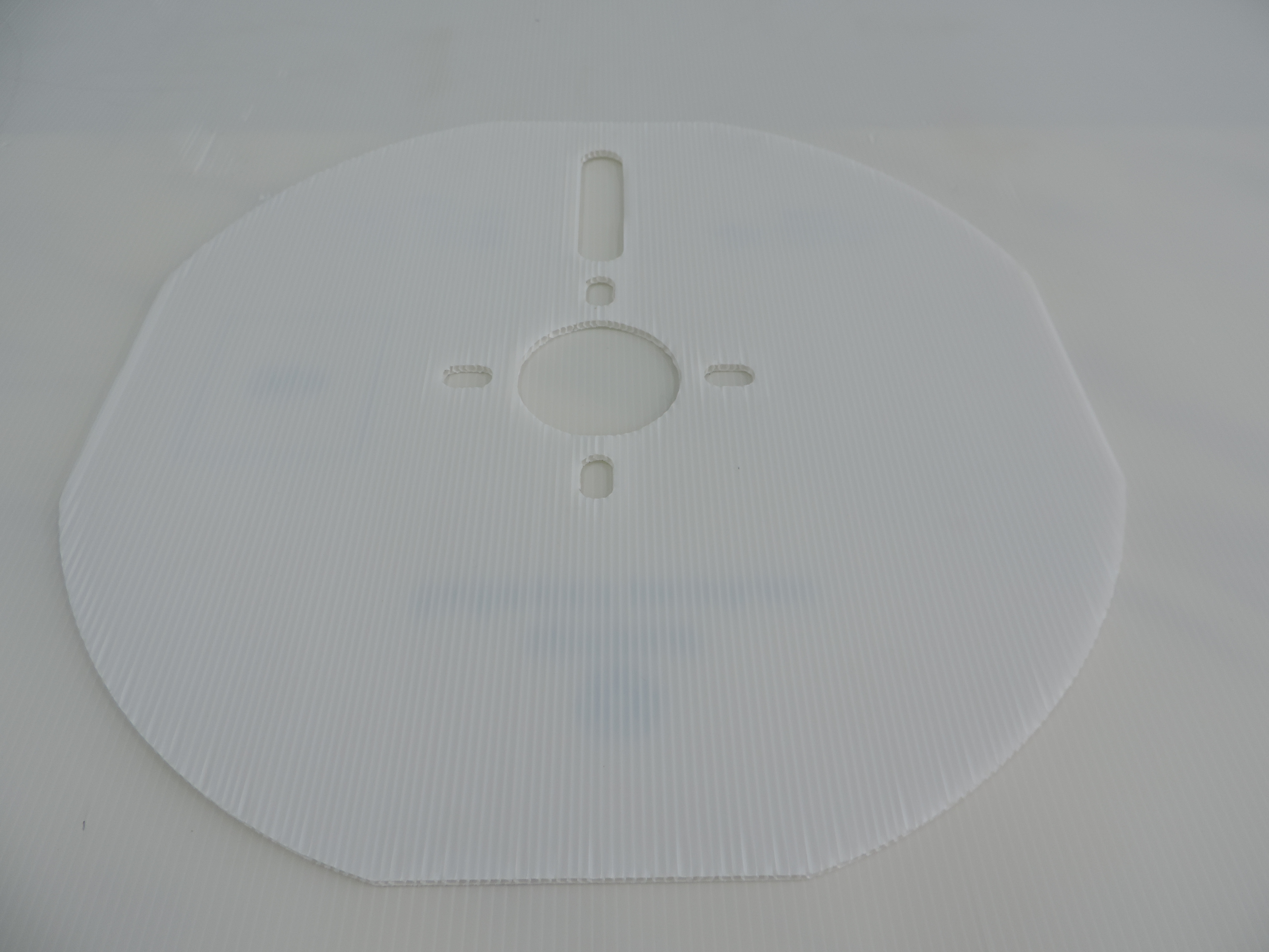 Die Cut 1020x1220mm PP Corrugated Plastic Sheets Hollow Board