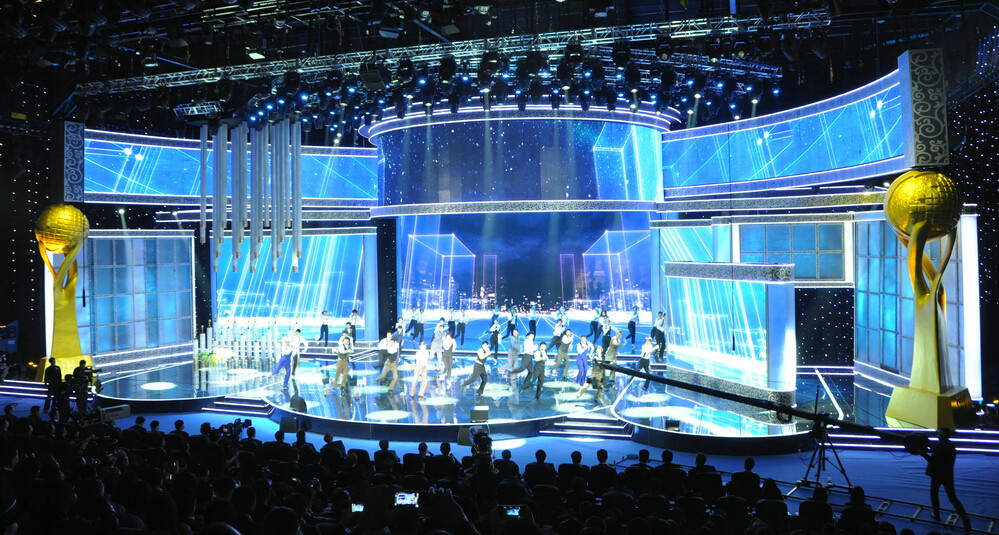 Commercial Stage Curved Video Wall Displays P3.91 High Refresh No Flicker