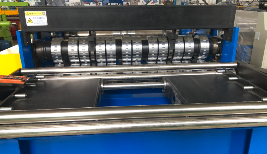 Composite Deck machine embossing part