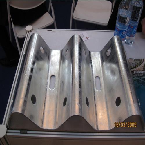 380V / 3phase / 50 Hz Guard Rail Roll Forming Machine for Highway and Relate