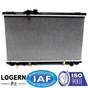 Car Enging Parts Replacement Auto Radiators For Toyota 95-00 Crown 1 Year