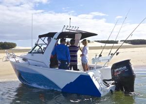 Quality Environmental Protection Center Console Fishing Boats 5.8m / 19ft Basic Length wholesale