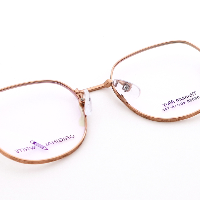 Trendy Designer IP Plating Β Titanium Glasses Frame Unisex 66368