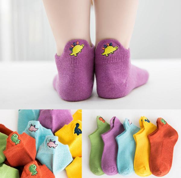 Latest style baby kids colorful socks embroidery logo comfortable cotton