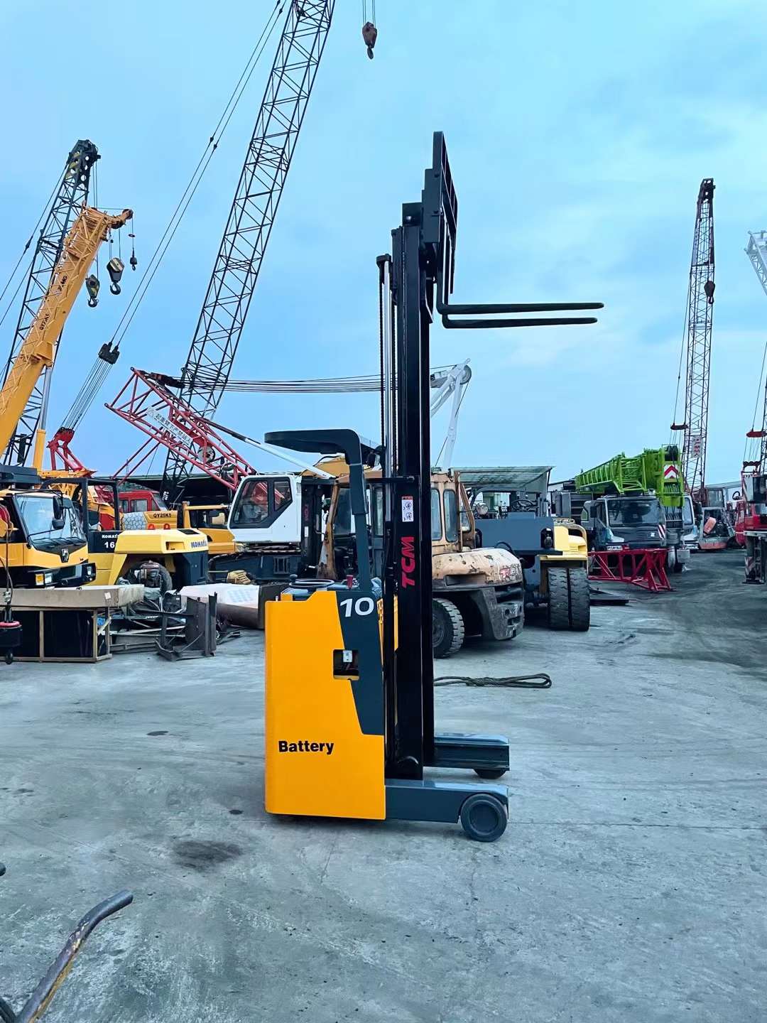 500mm Load Center Distance 1.5 Ton Forklift for Smooth and Safe Material Handling