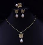 Butterfly Natural Pearl Necklace For Women Elegant Butterfly Pearl Chokers