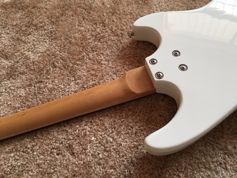 Custom guitar white color Mosrite logo reversed body 6 string electric guitar factory supply directly