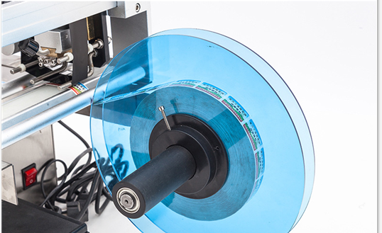 220V Packaging Labeling Machine , Adhesive Sticker Labeling Machine With Date Printer