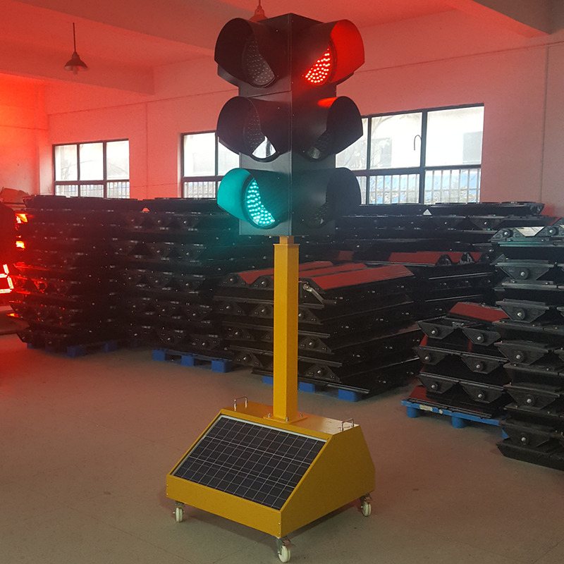 Separate Unit EXW 44/22 Outlets Wireless Solar Traffic Light Controller