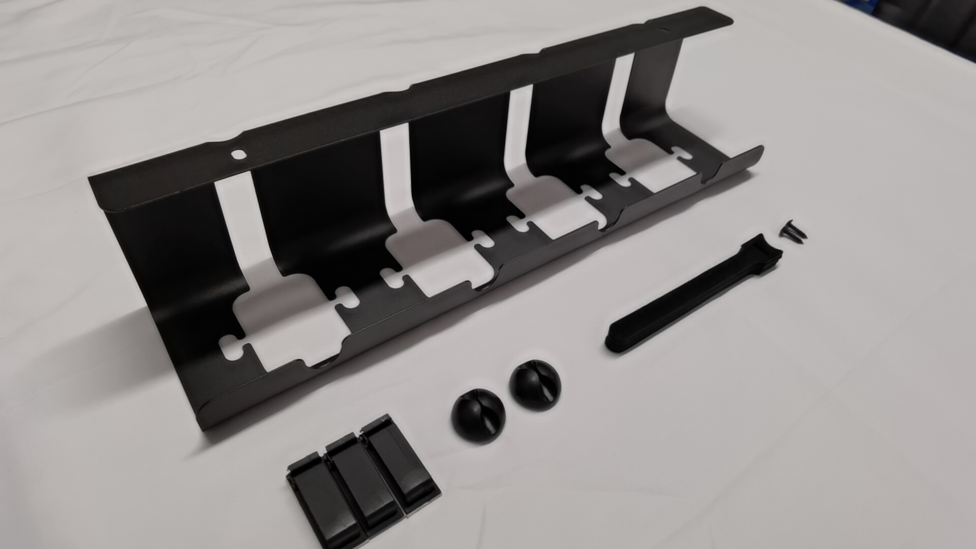 Under Desk Cable Management Tray Metal Cable Tray Basket for Living Room Computer Desk