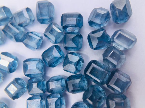 Light Blue color HPHT rough diamond, Dark blue color rough diamond stone, uncut