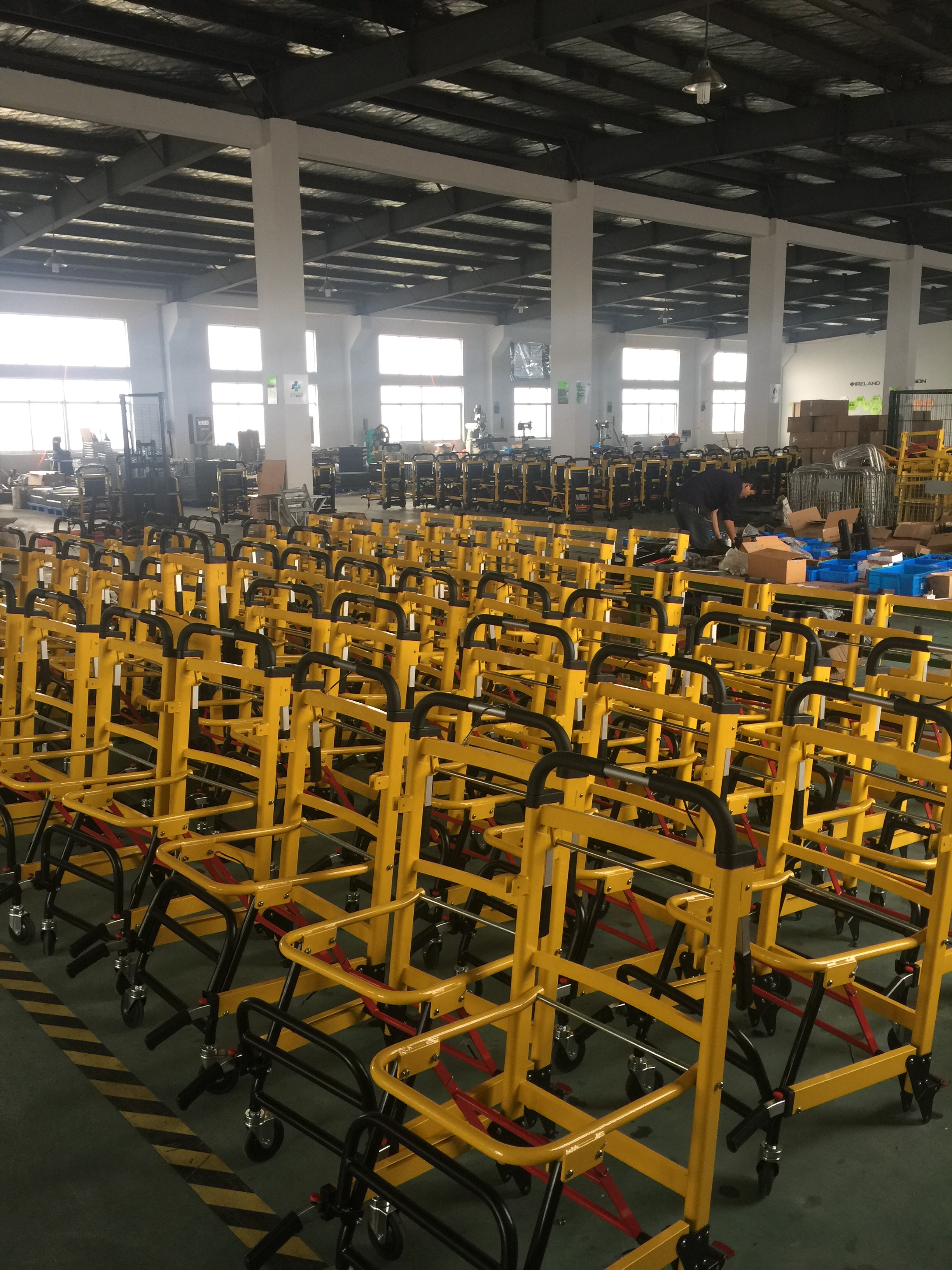 Blue Foldable Cloth Stretcher Class I Aluminum Folding Stretcher