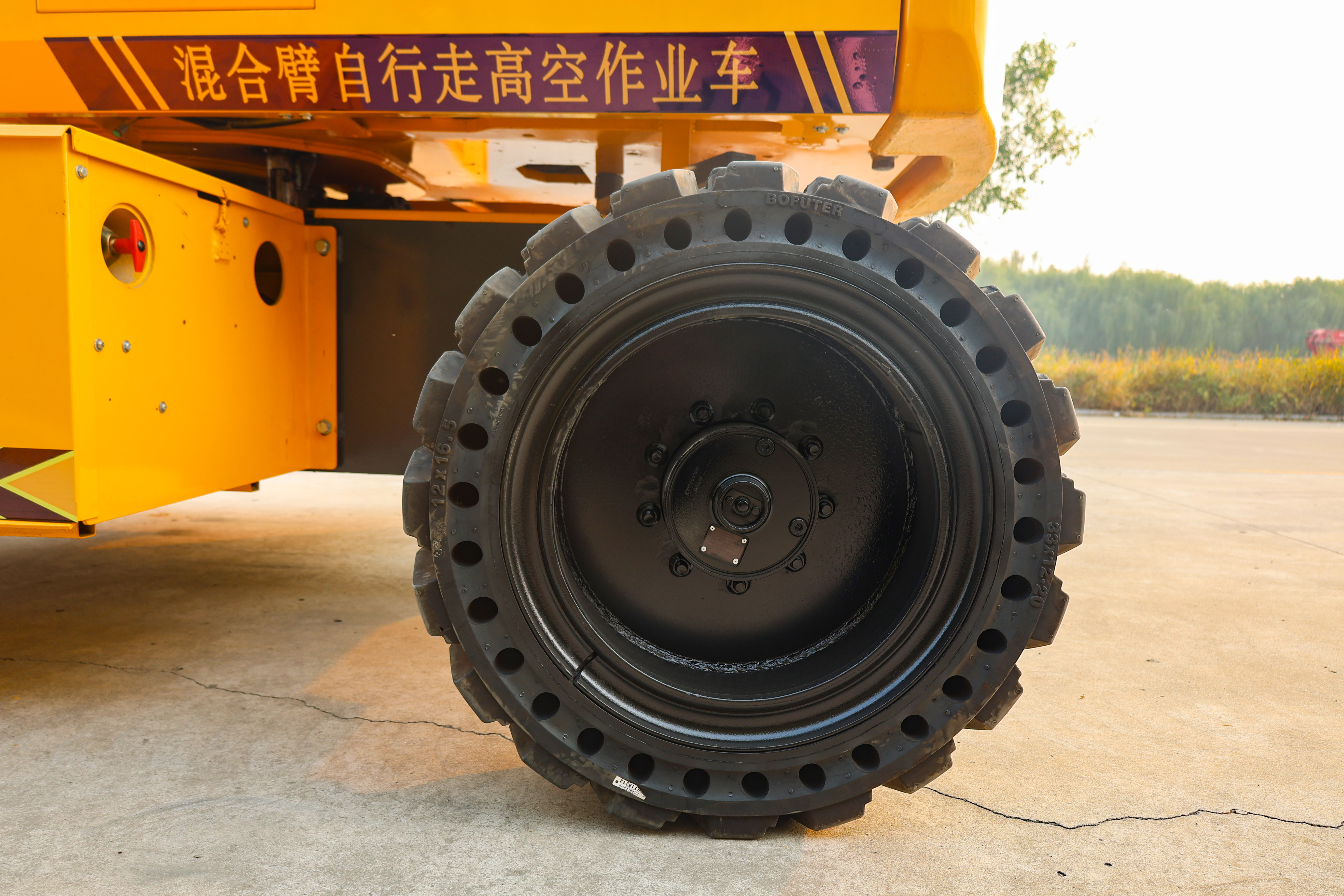 22m Self-propelled Boom Movable boom lift Fully Automatic Crank Boom Lifts