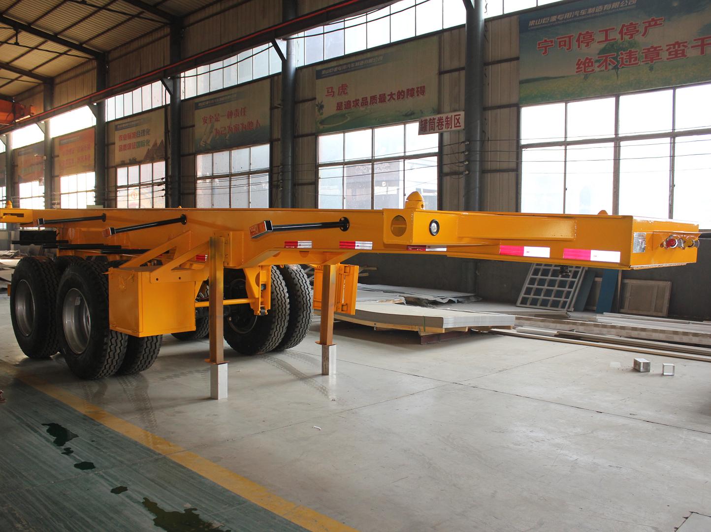 Juyuan Trailer 2 Axle 20ft Container Transporter Chassis Semi-Trailer at Affordable