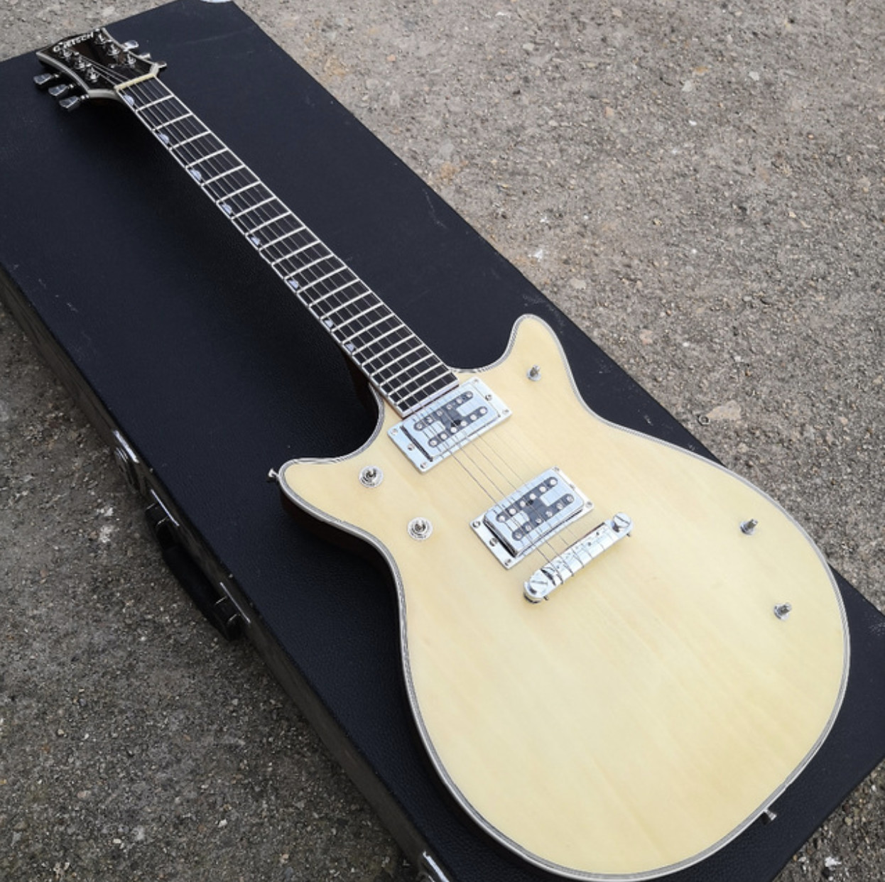 Grand guitar Electric guitar Grets guitar Natrual color Face and back Presented pick and bag