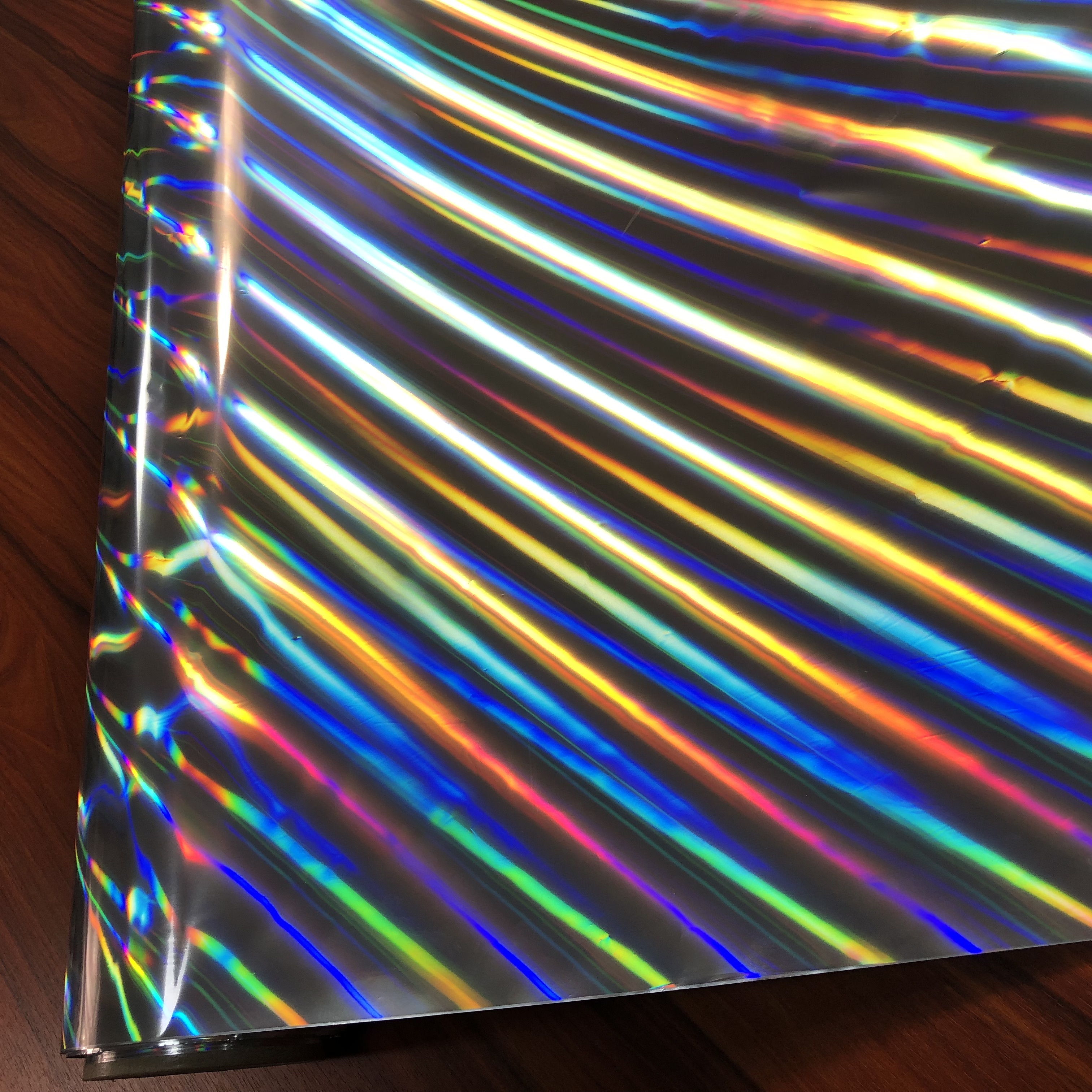Multiple Extrusion Holographic Lamination Film 23 Micron 25 Micron