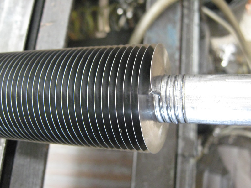 Fluted Carbon Steel Embedded Finned Tube 12FPI Fin Pitch