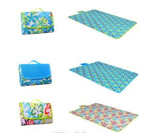 Quality Personalized Family Picnic Blanket , PVC Backing Waterproof Beach Mat wholesale