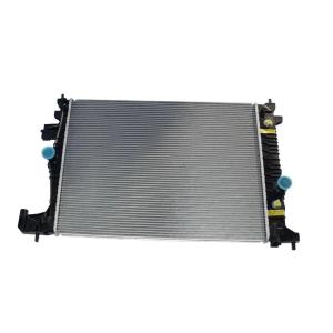 Quality 26686969 Auto Parts Cooling System Water Tank for Buick GL8S Automatic High Durability wholesale