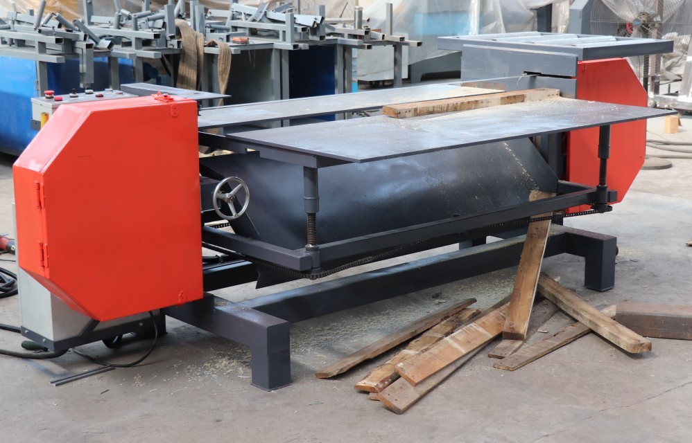 Wood Pallet Dismantling Sawmill Wood Saw Machine / pallet dismantler for sale