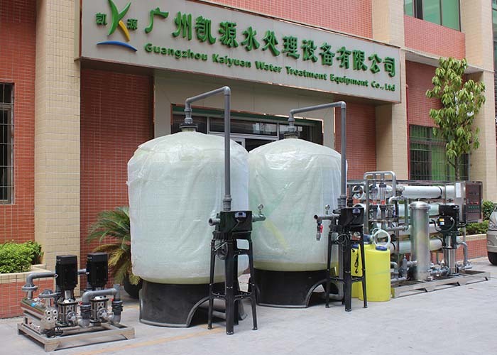 12TPH Salt Water Filtering Plant Water Filters Reverse Osmosis Plant With Ozonator
