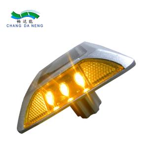 China Modern solar traffic warning light elegant in fashion led flasher traffic safety on sale