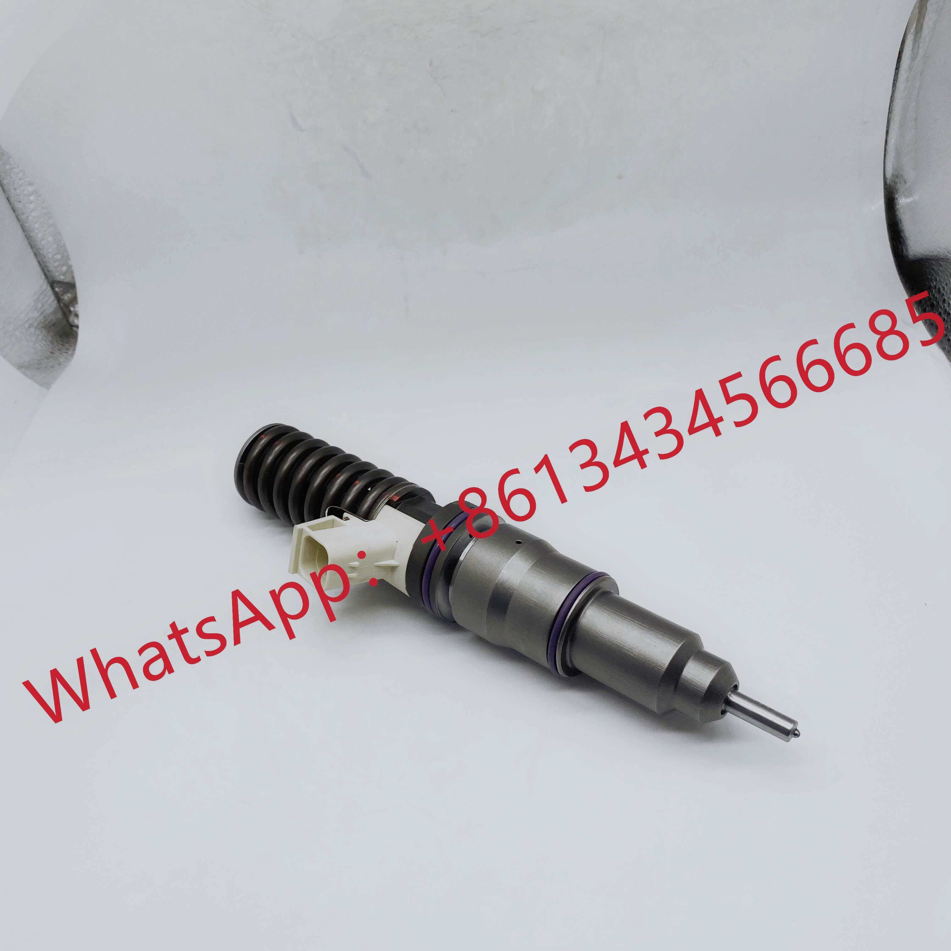 E3.27 Diesel Fuel Injector For 21977918 BEBE4P02001 BEBE4P03001 22254576 MD13 EURO 6