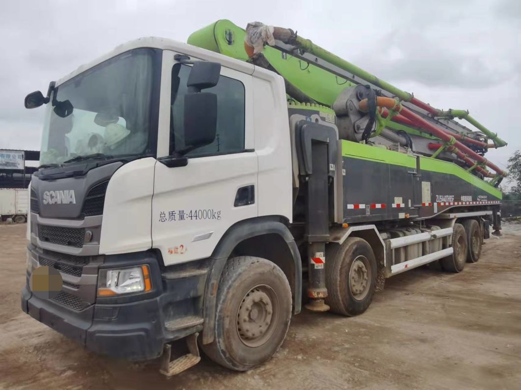 Second Hand Zoomlion 63 Meter Concrete Machinery Pump Truck