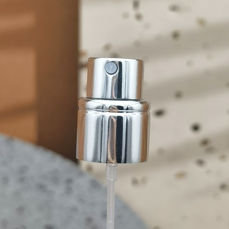 15mm Screw Fine Mist Sprayer Aluminum Perfume Sprayer Pump No Metal Contact Invisible Tube