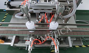 20-25pcs/min Cream Filling Sealing Machine 50-300ml Filling Range Wooden Case