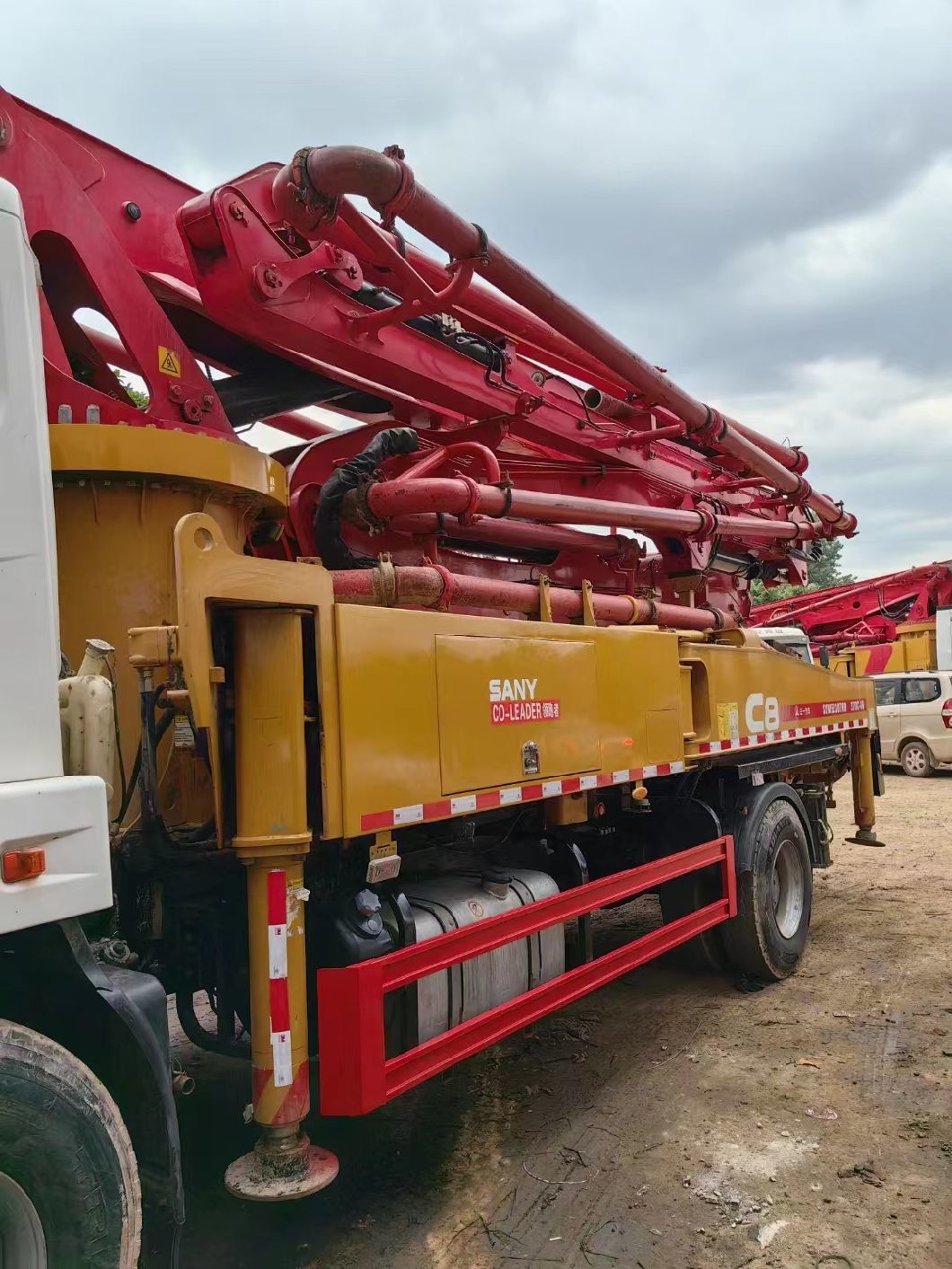 2020 Used 37m Concrete Pump Truck Heavy Equipment Concrete Boom Pump Truck Mounted Pump