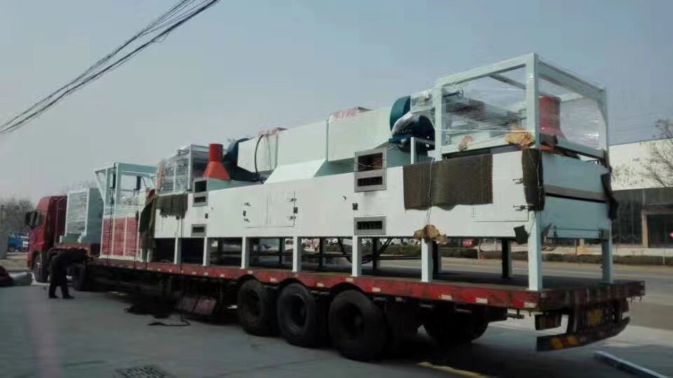 PVC Powder Materials Floor Mat Making Machine 120 - 160KW Easy To Clean