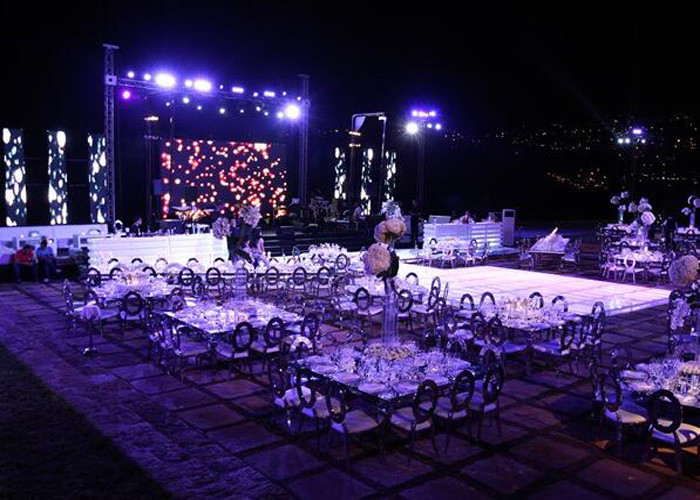 HD P2 P2.5 P3.07 P4 Indoor Full Color Led Display 800nits For Conference Ads