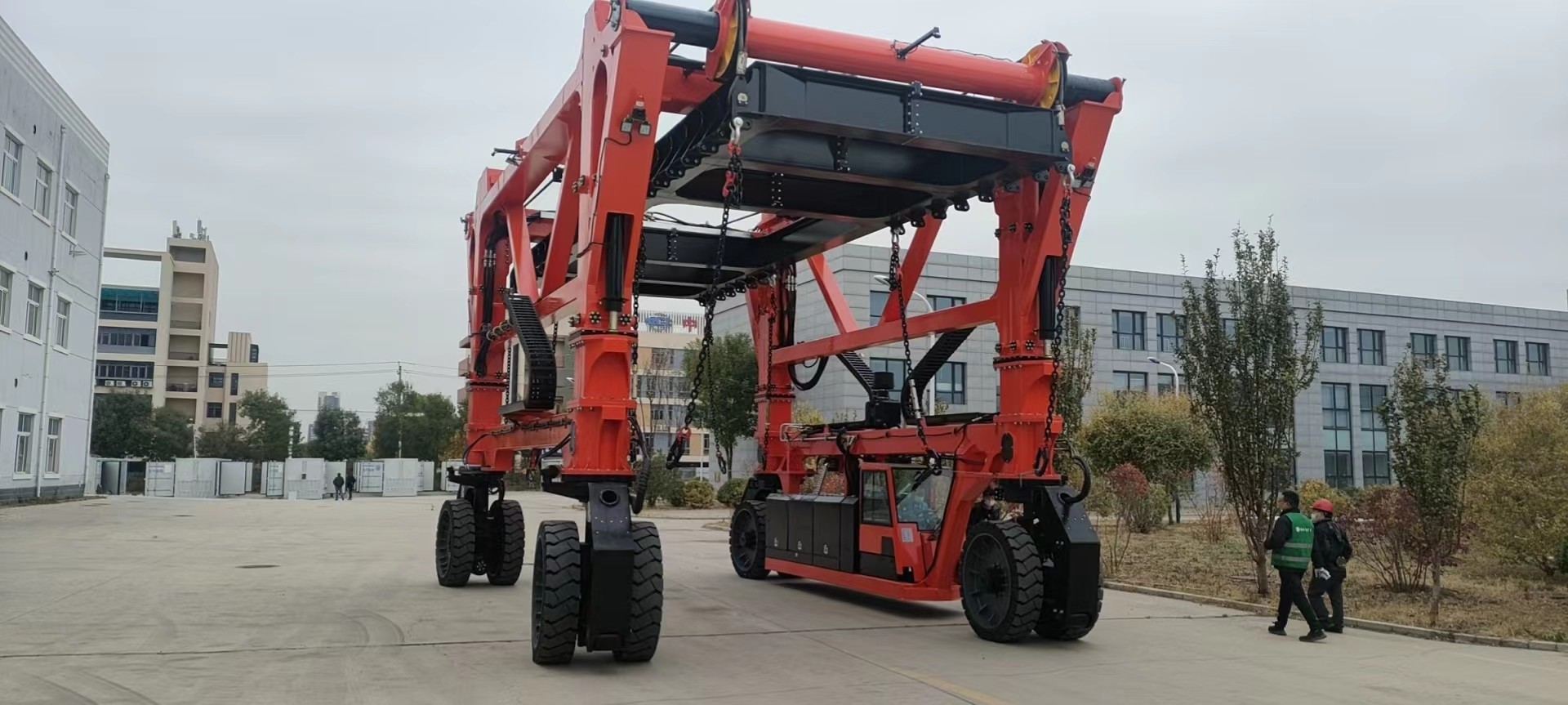 100T 150T 200T Container Handling Truck Heavy Duty Marine Gantry Crane Truck
