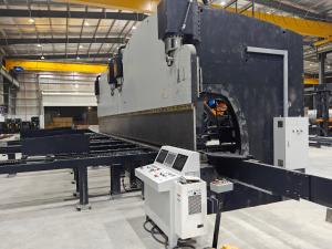 Quality 650T / 6500mm tandem press brake for light pole and high mast wholesale