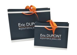 Quality Luxury Personalised Goodie Bags Offset Printing Fashionable Appearance wholesale
