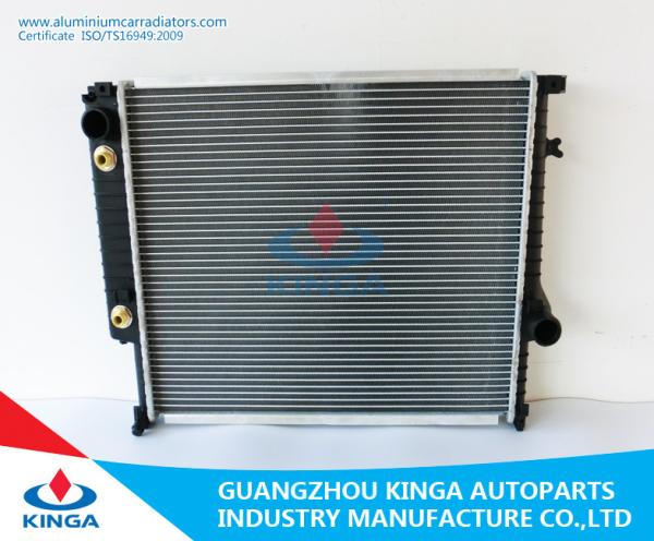 320/325/530/730i 91-94 AT BMW Radiator Replacement OEM 1468079 / 1709457 /