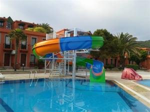 Quality 3.5M Private Commercial Size Water Slide Fiberglass Swimming Pool Slide For Adults wholesale