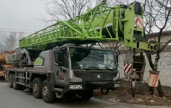 2020 Years Zoomlion Mobile Crane 50 Tons With Five-Arm Crane Jib For Heavy-Duty Construction Projects